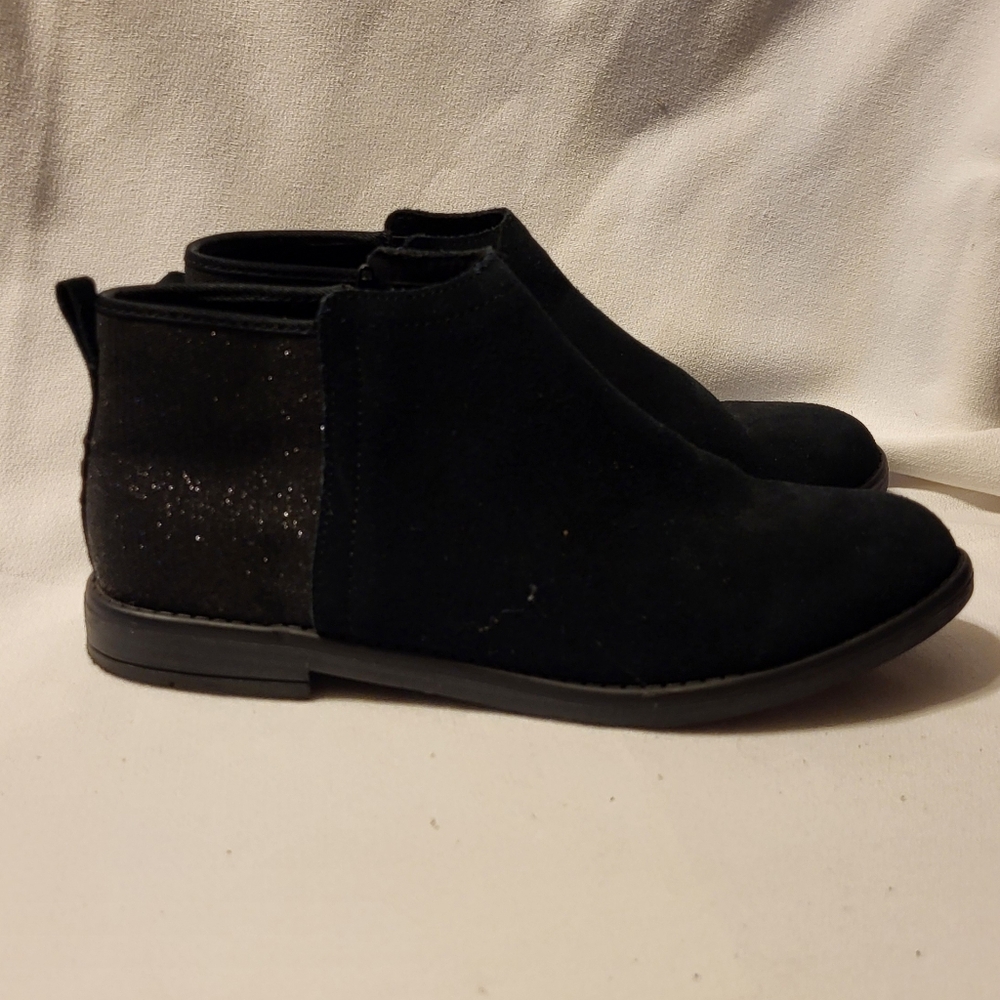 TOMS Black glitter back boot shoe size 6